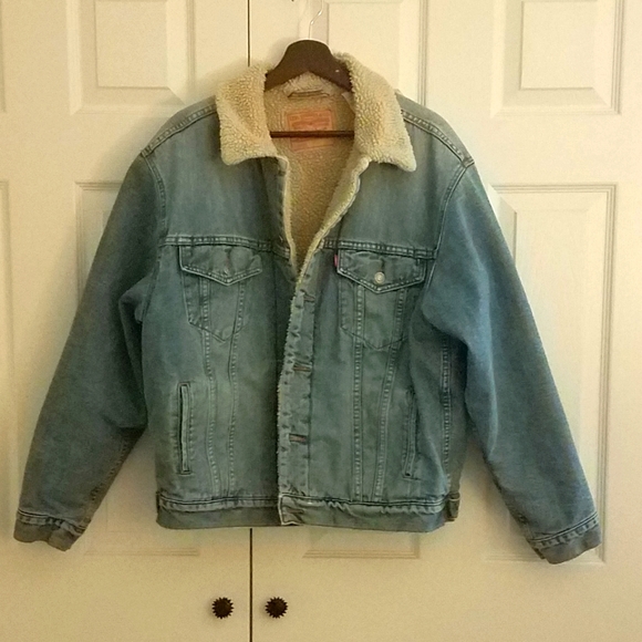 Vintage Levi's Denim Trucker Jacket Sherpa Lined